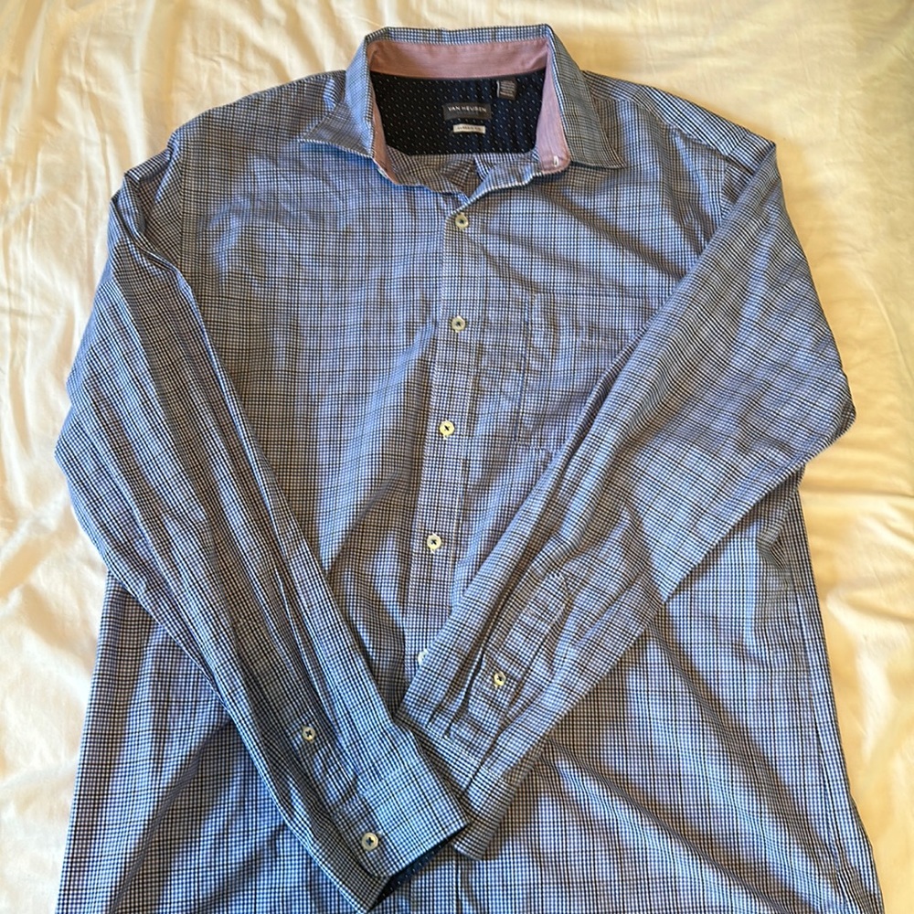 Van Heusen Classic Fit Button-Up Long Sleeve Shirt Size Large - Blue/White/Black